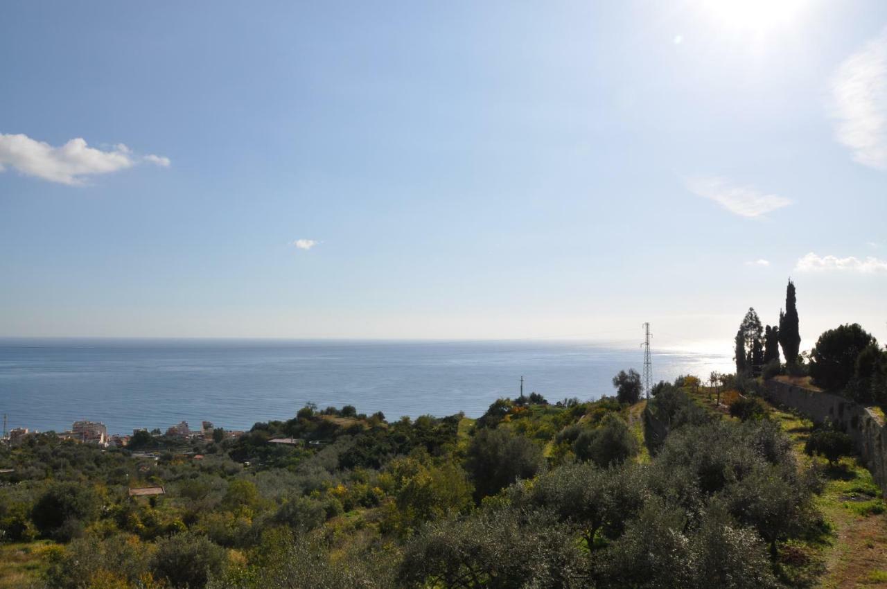Villa Gemma Di Mare سانتا تيريزا دي ريفا المظهر الخارجي الصورة